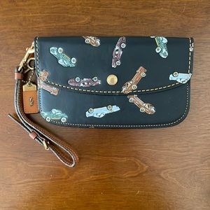 COACH 1941 WRISTLET- Like new!